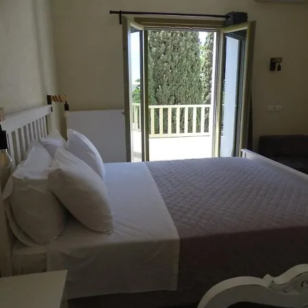 Village The Heart Of Naxos Apartmán Filótion